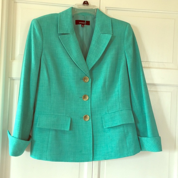 Jones Wear Jackets & Coats Jones Wear Mint Fully Lined Blazer Size